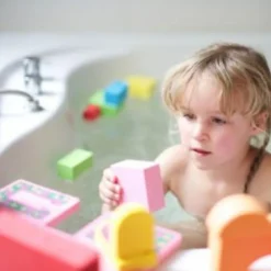 Badelegetøj< Badeleg - Prinsesseslot i vandet