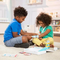 Rolleleg<Melissa & Doug Førstehjælpssæt, 26 dele