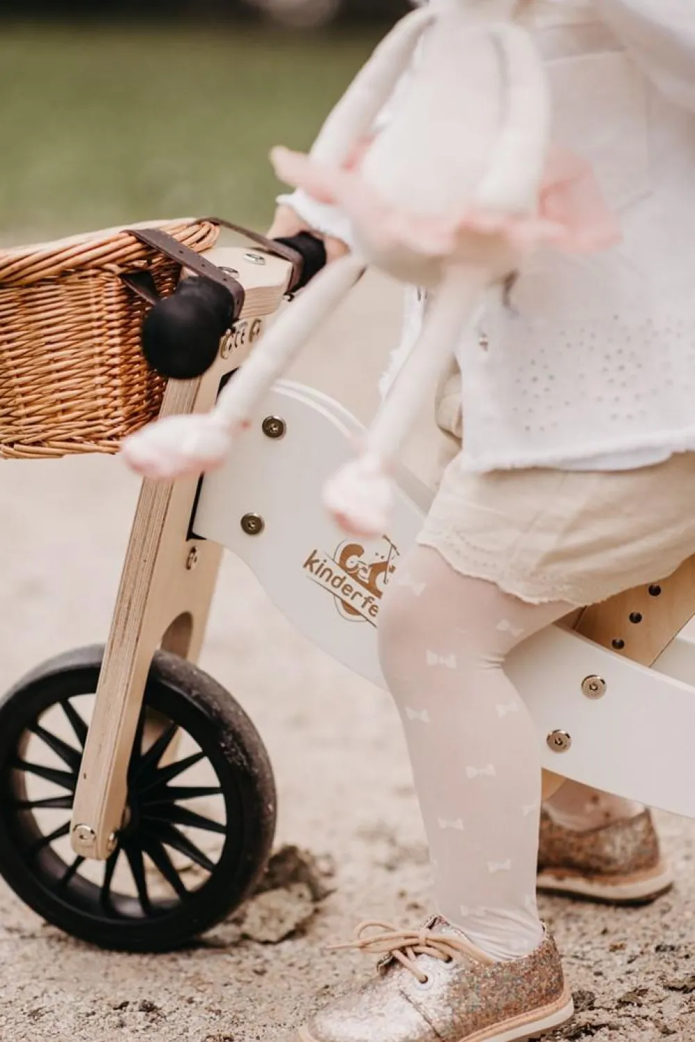Løbecykler|Tumlinge Legetøj<Kinderfeets Løbecykel - Tiny Tot 2-i-1 Plus, Hvid