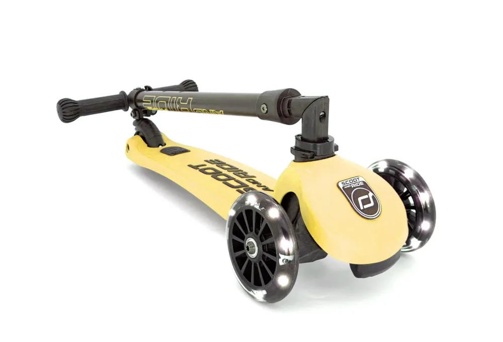 Løbehjul<Scoot & Ride Løbehjul - Highwaykick 3 m. LED, Lemon