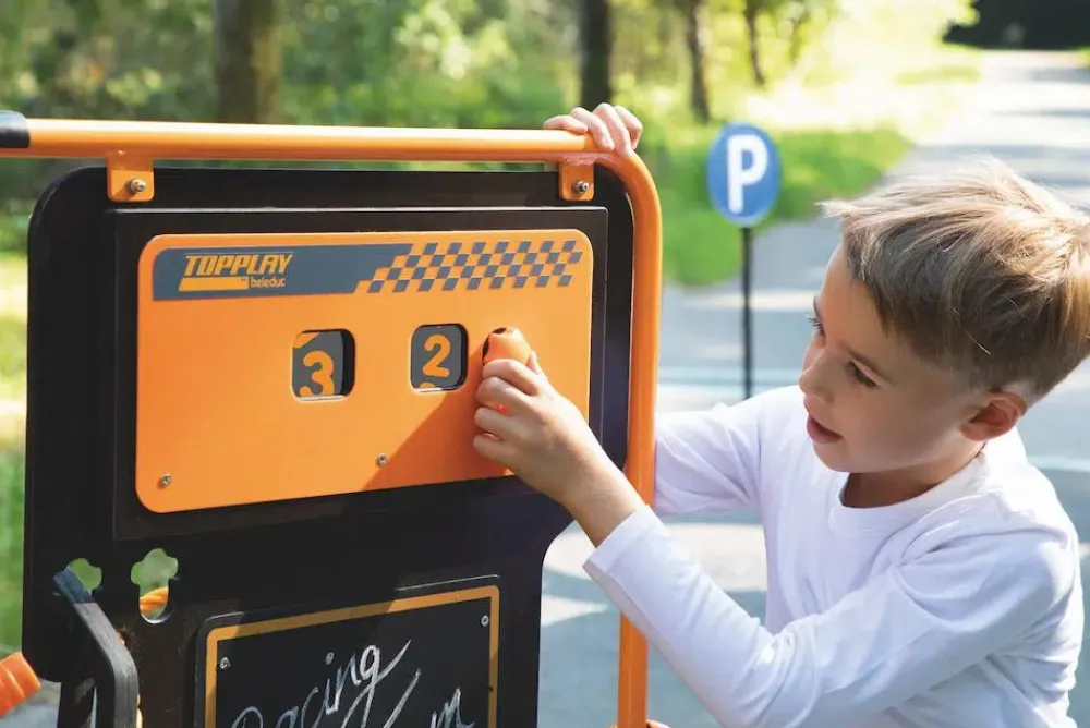 Udeleg<Beleduc Mobil tankstation